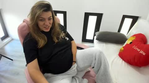 dayana online show from May 11, 4:51 am