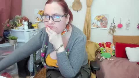 Dyanne online show from December 18, 10:02 pm