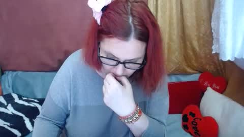 Dyanne online show from May 4, 8:16 pm