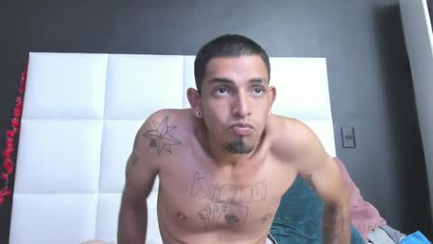 Snapshot of dylan_collins9 chatting on March 27, 8:26 am dylan_collins9 online show from March 27, 8:26 am