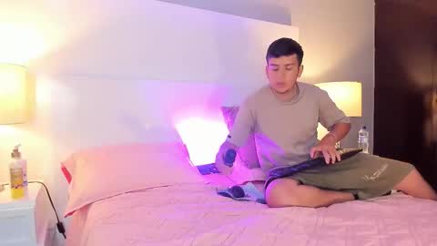 Dylan and Katte online show from January 16, 11:47 am