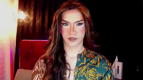 Snapshot of dylan_mejia chatting on April 4, 1:19 pm dylan_mejia online show from April 4, 1:19 pm