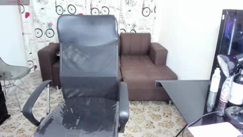 Snapshot of dylan_rossee chatting on February 14, 9:56 am DYLAN  online show from February 14, 9:56 am