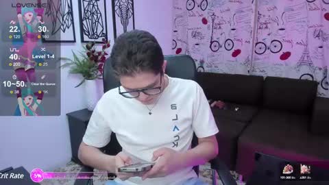 Snapshot of dylan_rossee chatting on February 16, 1:38 pm DYLAN  online show from February 16, 1:38 pm