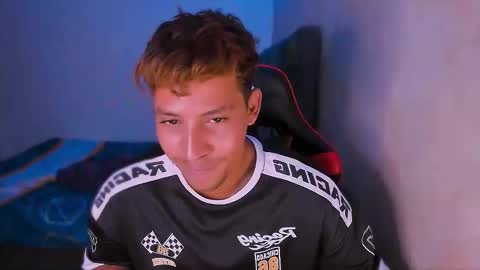 Snapshot of dylan_yvt chatting on March 8, 3:16 pm yohe online show from March 8, 3:16 pm