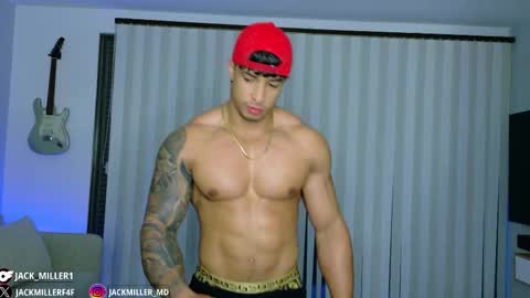 Snapshot of dylanrivera_ chatting on November 4, 10:53 pm Dylan Rivera online show from November 4, 10:53 pm