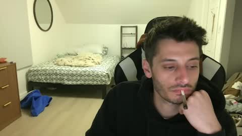 Dylans A Dick online show from May 11, 8:09 am