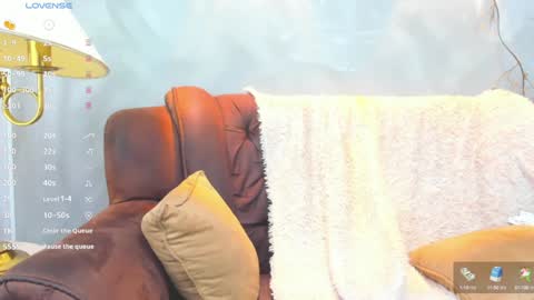 D Y L A N online show from January 10, 7:54 pm