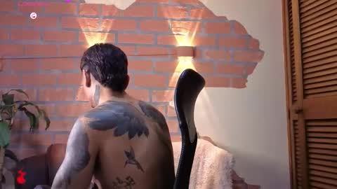 D Y L A N online show from November 30, 10:03 pm