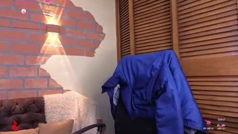 D Y L A N online show from December 3, 10:08 pm