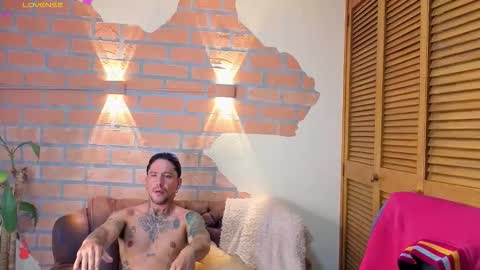 D Y L A N online show from February 27, 2:22 am