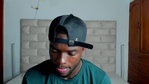 Snapshot of dylantaylor_1 chatting on February 15, 7:51 am Dylan Taylor online show from February 15, 7:51 am