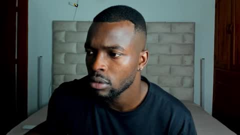 Snapshot of dylantaylor_1 chatting on March 1, 2:46 am Dylan Taylor online show from March 1, 2:46 am