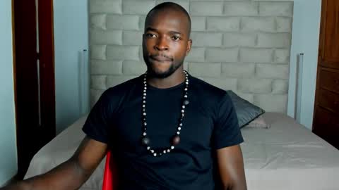 Snapshot of dylantaylor_1 chatting on March 9, 3:32 am Dylan Taylor online show from March 9, 3:32 am