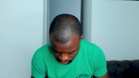 Snapshot of dylantaylor_1 chatting on March 24, 11:37 am Dylan Taylor online show from March 24, 11:37 am