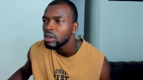 Snapshot of dylantaylor_1 chatting on March 25, 12:00 pm Dylan Taylor online show from March 25, 12:00 pm