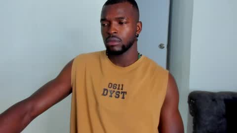 Snapshot of dylantaylor_1 chatting on March 30, 10:49 am Dylan Taylor online show from March 30, 10:49 am