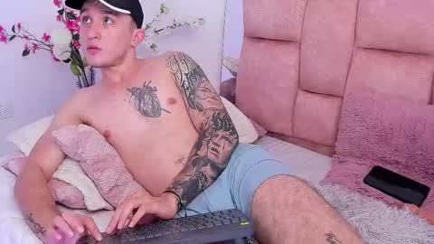 ---DYLAN--- online show from February 23, 5:12 am