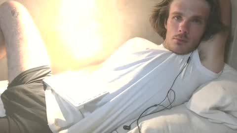 dylp400 online show from September 25, 10:46 pm