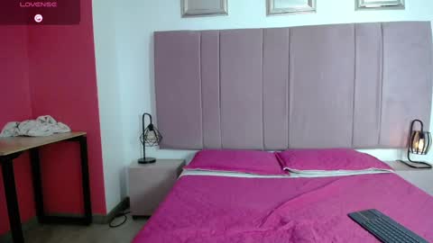 dymoni222 online show from March 3, 1:09 pm