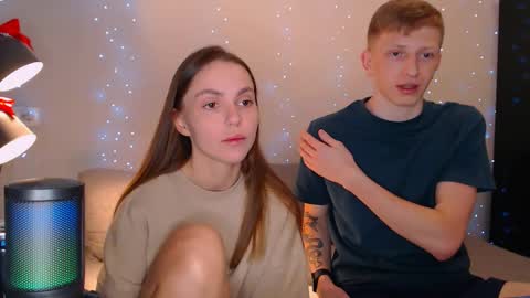 Snapshot of dyrinda chatting on February 9, 10:00 pm Julia and Dima online show from February 9, 10:00 pm