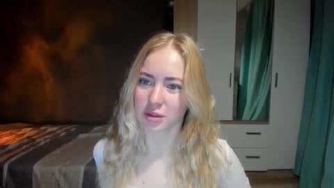 fansly - yourbestbaby online show from January 14, 4:07 am