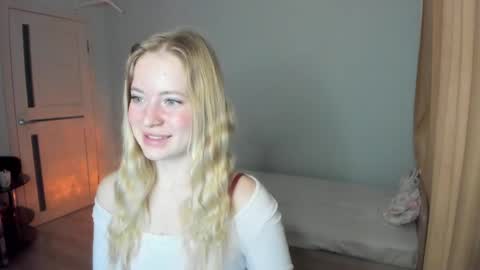 fansly - yourbestbaby online show from April 2, 4:10 am