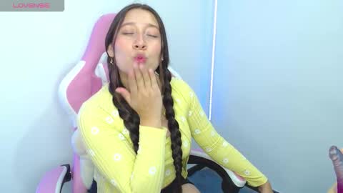 emmy 3 online show from February 11, 6:46 pm