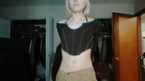Snapshot of eansoup chatting on January 24, 11:34 pm soup. online show from January 24, 11:34 pm