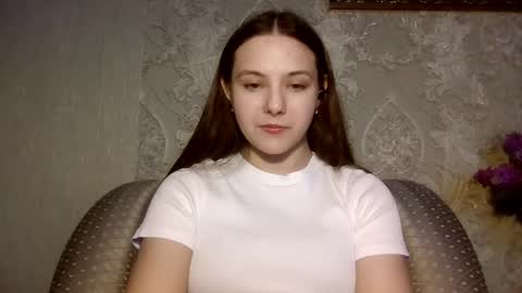 Yuni online show from May 7, 3:39 pm