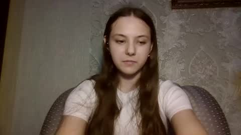 Yuni online show from May 12, 4:04 pm