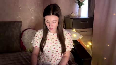 Lina online show from February 10, 1:15 pm