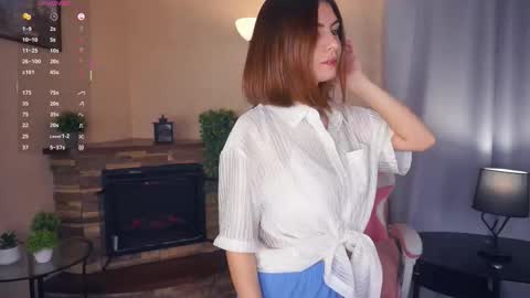 Snapshot of earthadobb chatting on September 9, 7:02 pm Emma online show from September 9, 7:02 pm