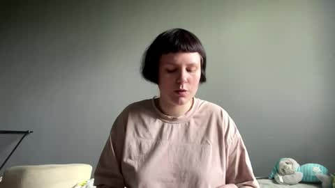 Snapshot of earthascritchfield chatting on May 26, 10:22 am Rina online show from May 26, 10:22 am
