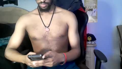 TWITTER   INSTAGRAM    easybreezy20   ONLINE 1230 AM TO 7AM online show from October 14, 6:47 am