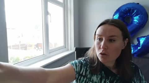 Nadia Ferreira  online show from May 12, 10:45 am