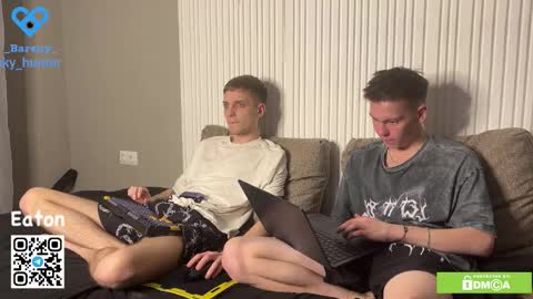 Snapshot of eaton_ chatting on November 22, 6:18 pm eaton_ online show from November 22, 6:18 pm