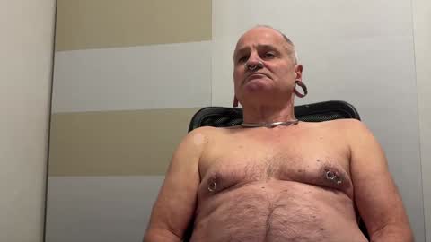 Snapshot of ebb02 chatting on December 8, 2:52 pm ebb02 online show from December 8, 2:52 pm