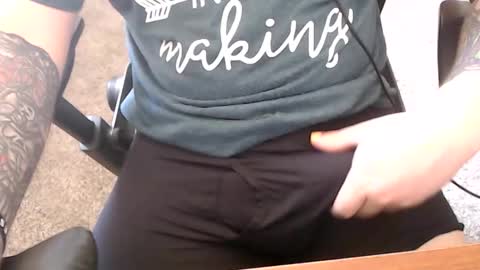 ebbing18 online show from April 9, 7:52 pm