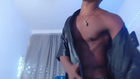 Snapshot of ebonny_stallion chatting on December 12, 7:30 am Chris Palaz online show from December 12, 7:30 am