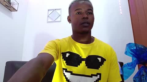 Snapshot of ebonny_stallion chatting on December 18, 7:19 pm Chris Palaz online show from December 18, 7:19 pm