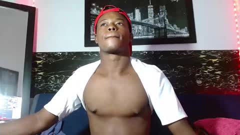 Snapshot of ebonny_stallion chatting on October 9, 3:43 pm Chris Palaz online show from October 9, 3:43 pm