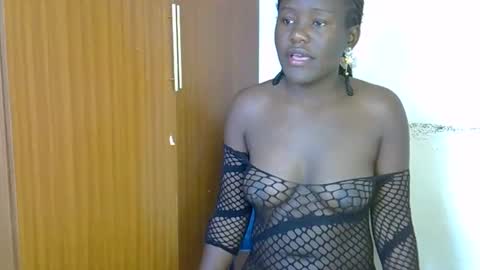 Queen online show from December 4, 12:14 pm