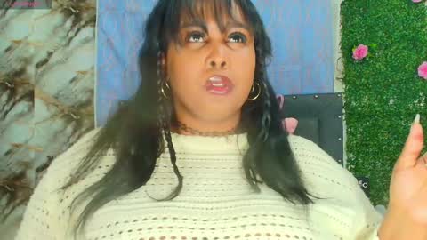 Snapshot of ebony544505 chatting on October 30, 3:08 am ANGIE online show from October 30, 3:08 am