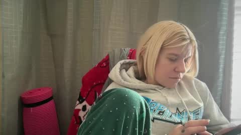 americnbarbie online show from December 15, 4:00 pm