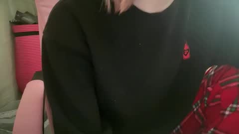 americnbarbie online show from February 1, 8:18 pm