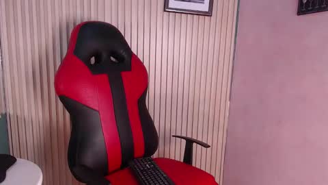 Snapshot of ebony_amazing chatting on October 30, 1:12 pm ebony_amazing online show from October 30, 1:12 pm