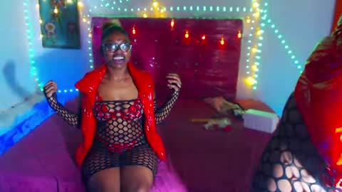 chayna smith online show from April 2, 4:43 am