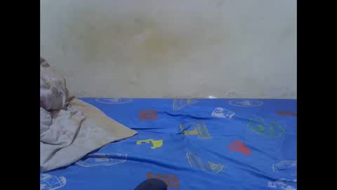 Snapshot of ebony_flower4 chatting on October 12, 3:33 pm ebony_flower4 online show from October 12, 3:33 pm