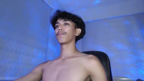 Snapshot of ebony_fuckboy chatting on September 26, 7:40 pm ebony_fuckboy online show from September 26, 7:40 pm